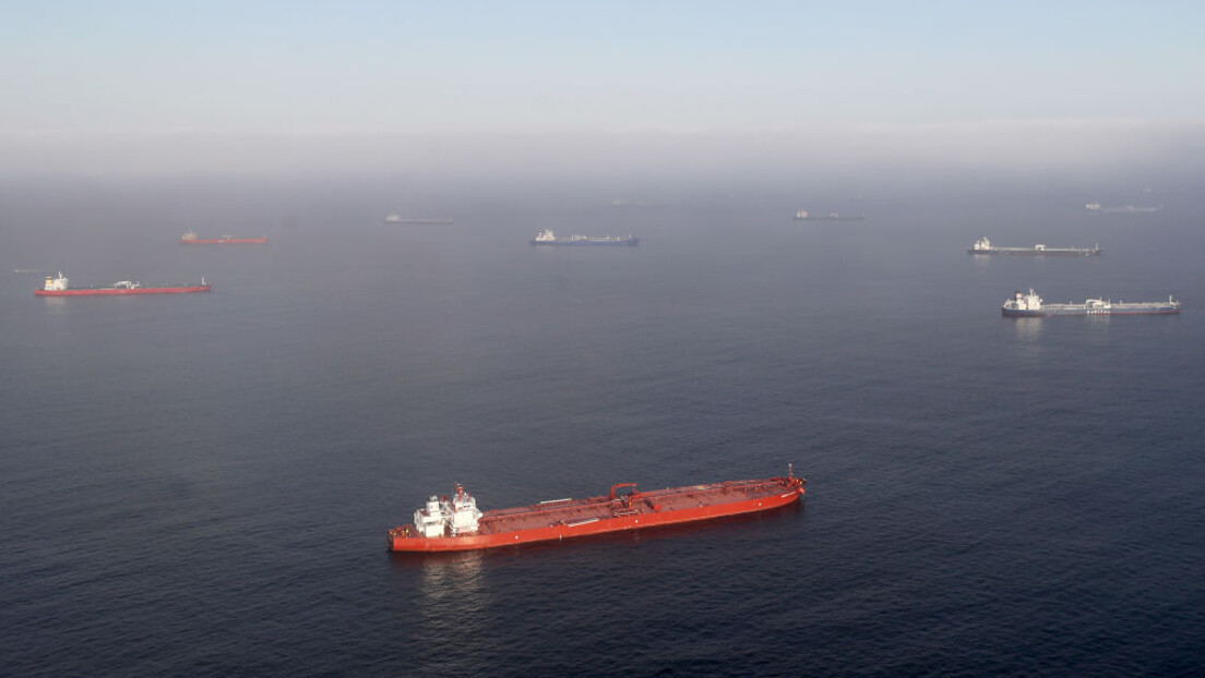 СБУ напала руски танкер у Керчком мореузу
