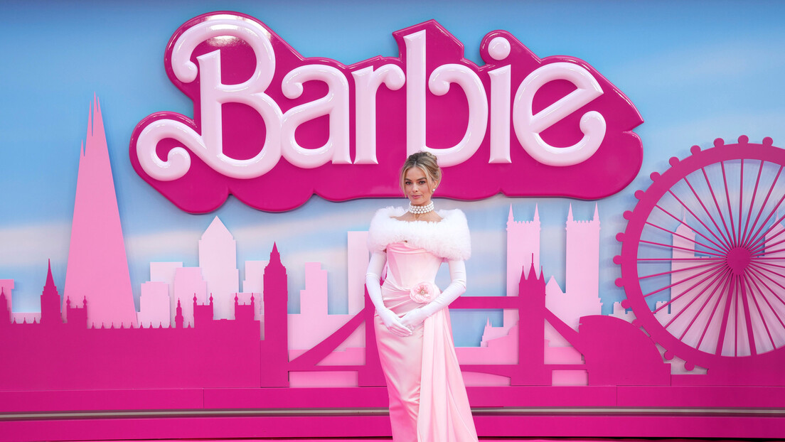 "Барби" зарадила милијарду долара и ушла и историју