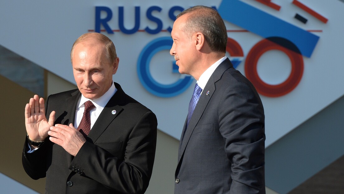 Ердоган планира да Путину предложи обнову мировних преговора