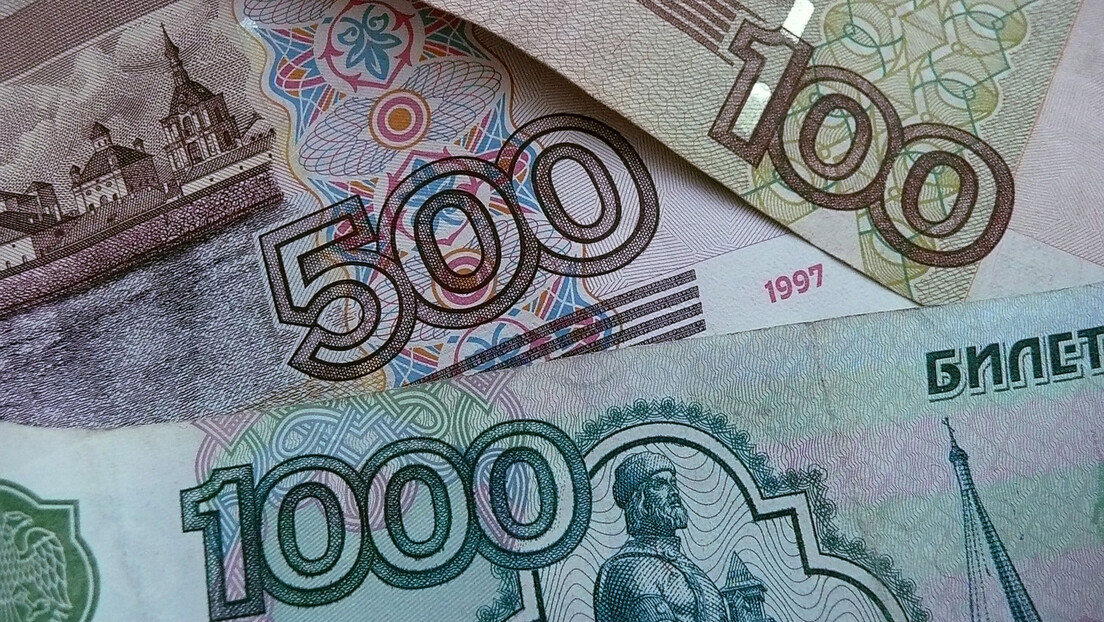 Русија и Катар раде на употреби сопствених валута у међусобној трговини