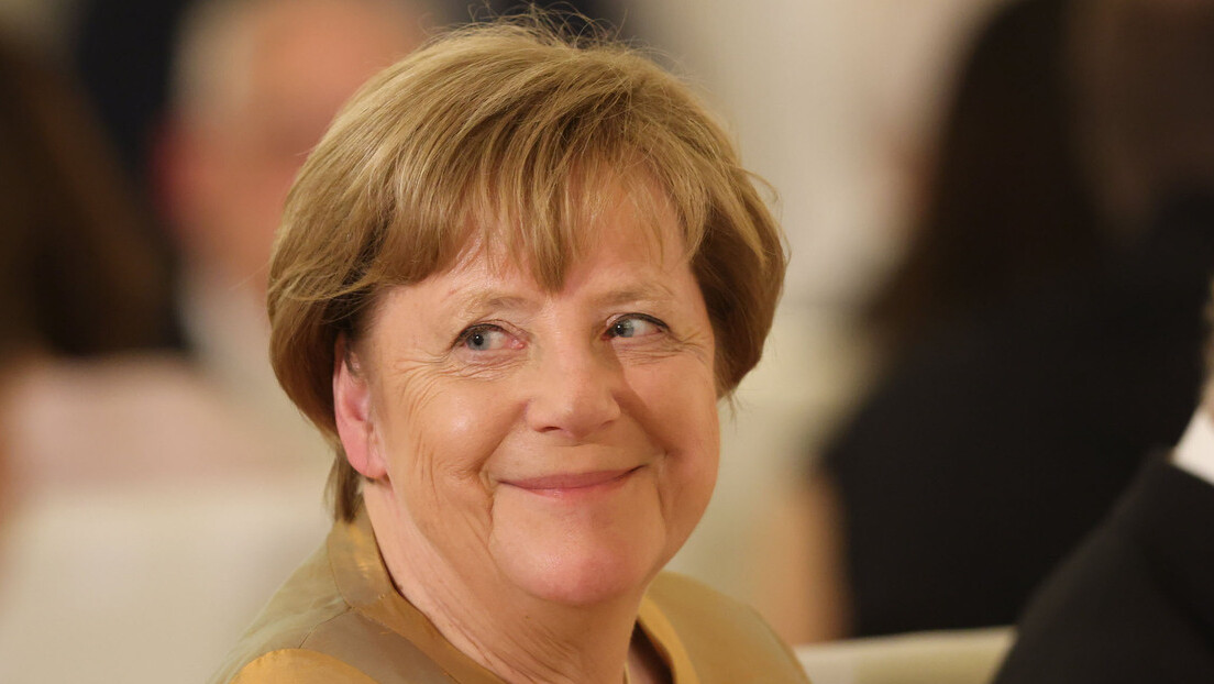 Стил изнад инфлације и рецесије: Улепшавање Меркелове Немце коштало 55.000 евра