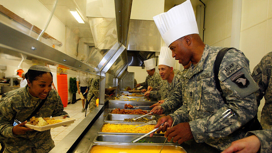 Нема ни пасуља: Војници једне од највећих америчких база гладују