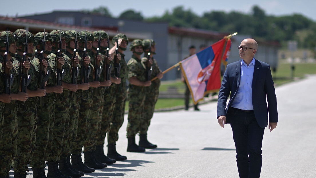 Вучевић: Војска Србије ће снажити своје капацитете у наредном периоду