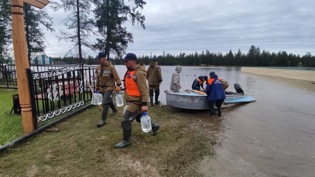Поплаве на далеком истоку Русије: У Приморју евакуисано више од 2.000 људи
