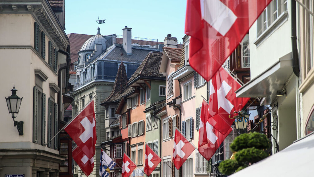 Социјалдемократе Швајцарске у предизборној кампањи добијају помоћ Куртија