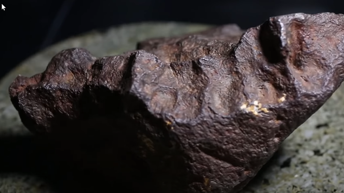 Човек годинама користио скупоцени метеорит као подупирач за врата