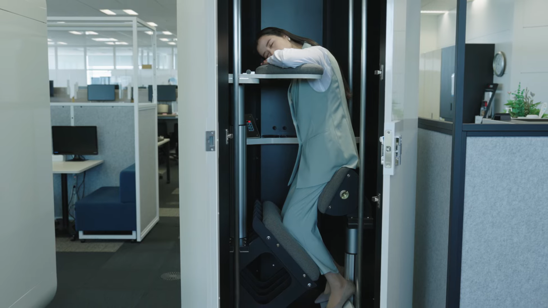 Спавање на послу: Капсула за спавање стојећи ће повећати продуктивност запослених