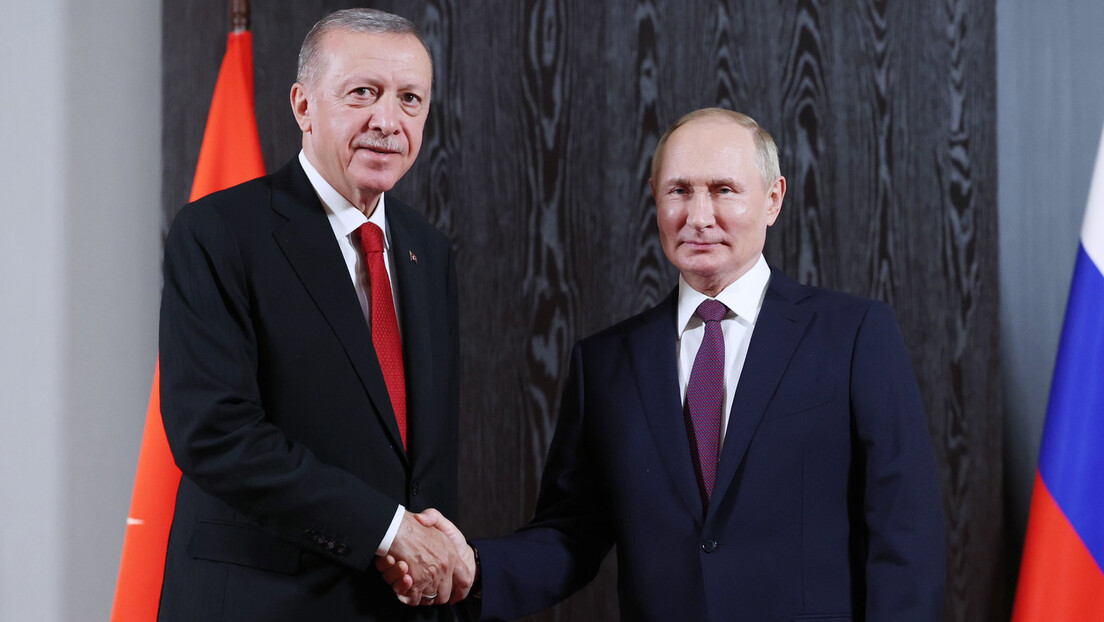Erdogan: Moguć sastanak sa Putinom u septembru