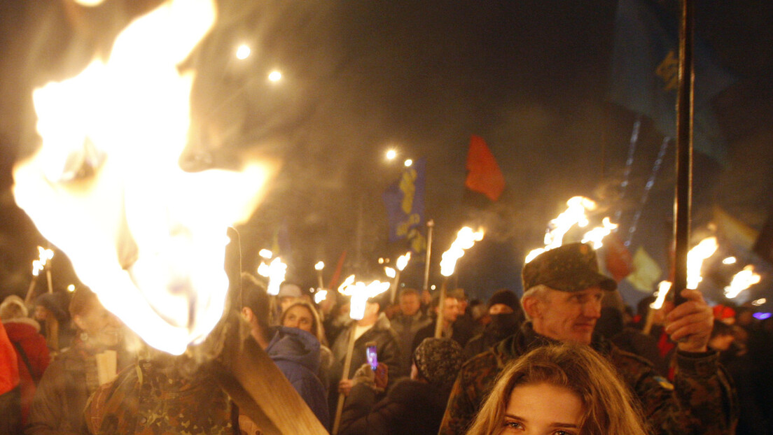 Godišnjica ukrajinske nezavisnosti: Preko obojenih revolucija do razorene zemlje