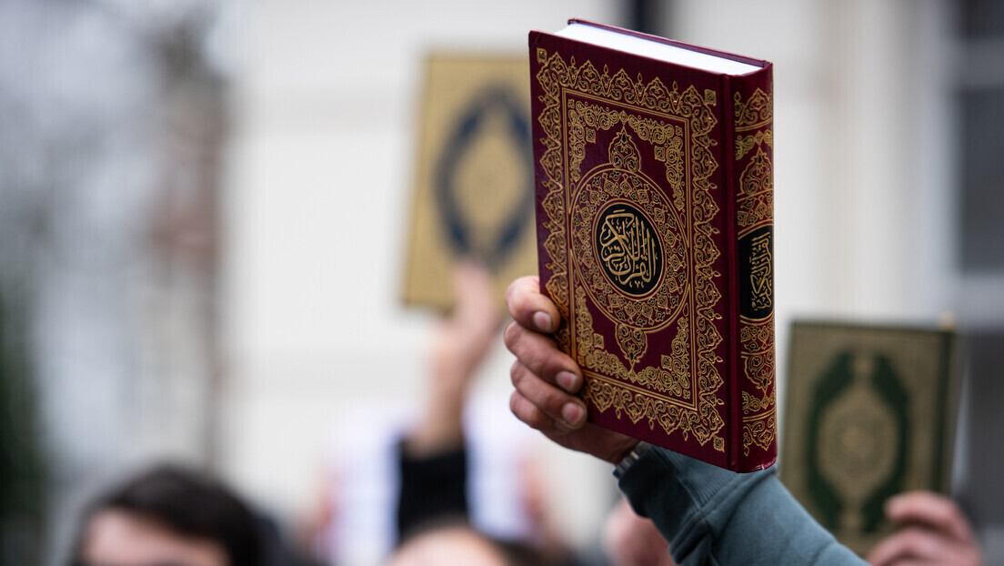 Шведска: Неколико спаљених Курана стигло на адресе представника џамија