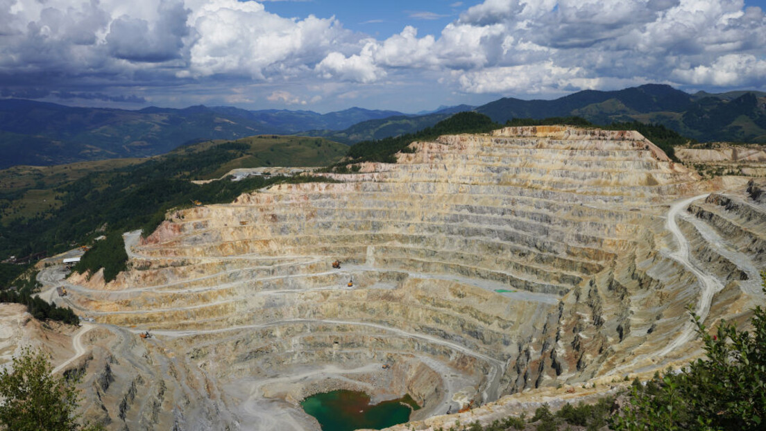 Блумберг: Кинески "Зиђин" размишља о проширењу рудника бакра у Србији