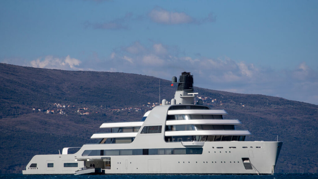 Европљанима скупо одржавање заплењених руских јахти: И Црна Гора у проблему због одузете имовине