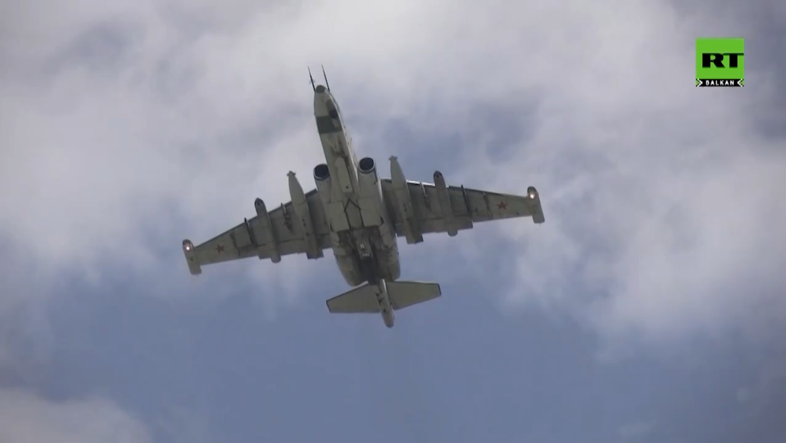 Неустрашиви руски авион Су-25 у зони СВО (ВИДЕО)