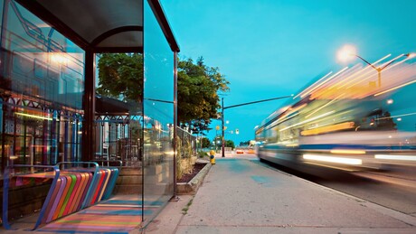 Sevilja dobija autobuska stajališta koja hlade putnike