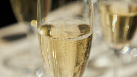 Šampanjac nikada više neće biti isti: Klimatske promene mogu uticati na ukus ovog pića