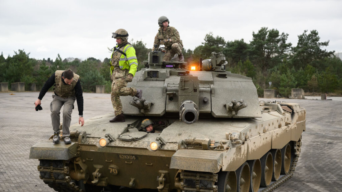 "Почела је сезона лова на британске тенкове": Још један "челенџер 2" уништен у Украјини