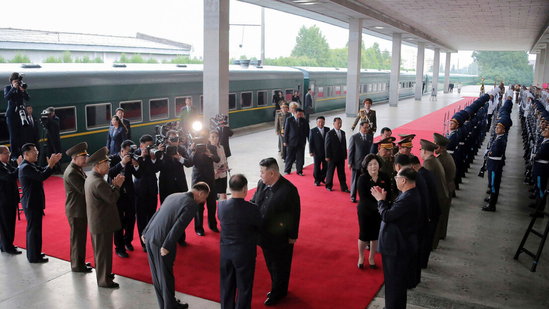 Zašto je Kim Džong Un u Rusiju stigao vozom? 20 sati klackanja do Putina