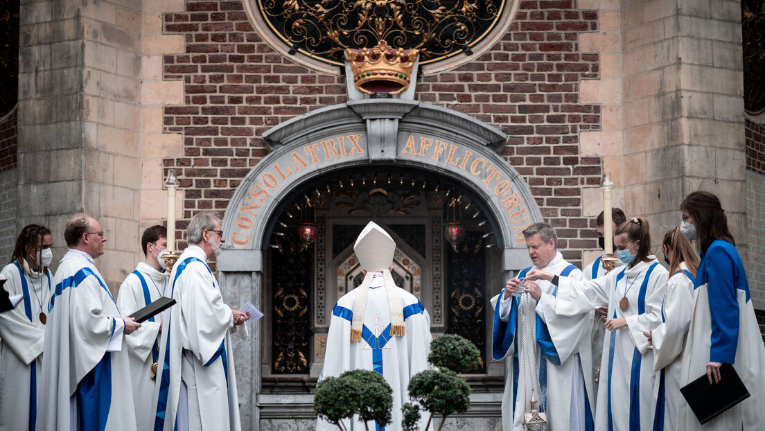 Швајцарска: Католички свештеници починили 1.002 случаја сексуалног злостављања