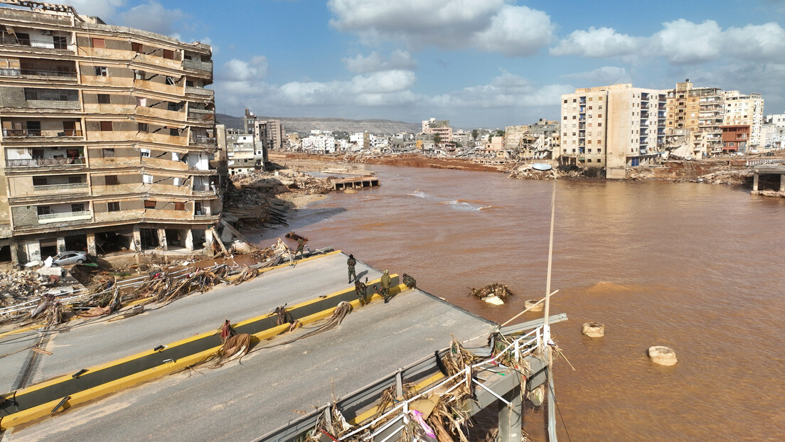 Libija: Spasioci pronašli više od 2.000 tela u Derni (VIDEO)