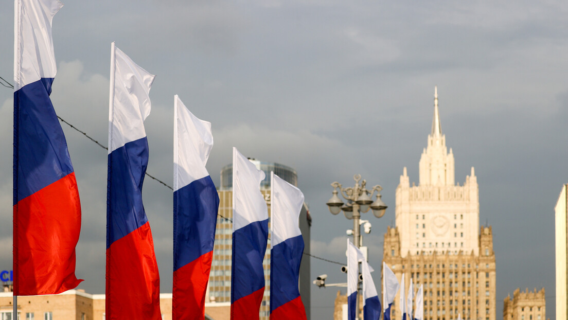 Москва упутила протестну ноту француском амбасадору у Русији