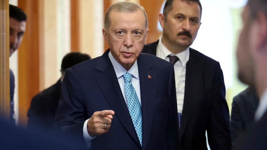 Ердоган поручио: Турска није обавезна да ради што и земље ЕУ, верујем Русији ништа мање него Западу