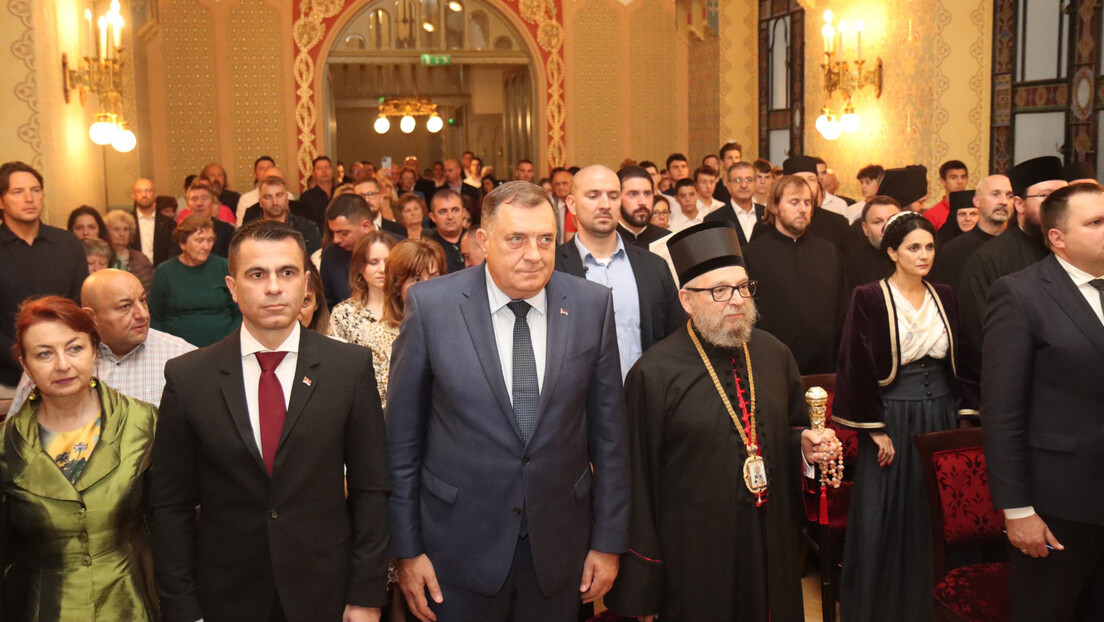 Dodik otvorio "Srpske dane" u Budimpešti: Srbi imaju dve države - Srbiju i RS (FOTO)