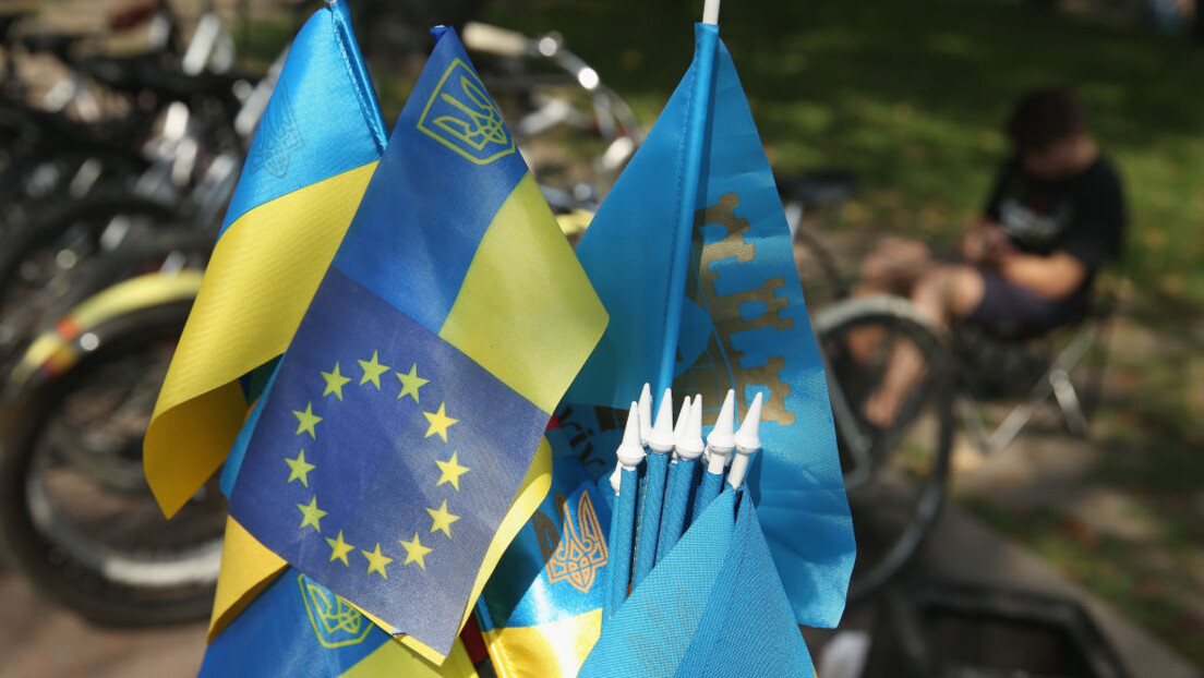"Политико": ЕУ планира да почне преговоре о чланству Украјине