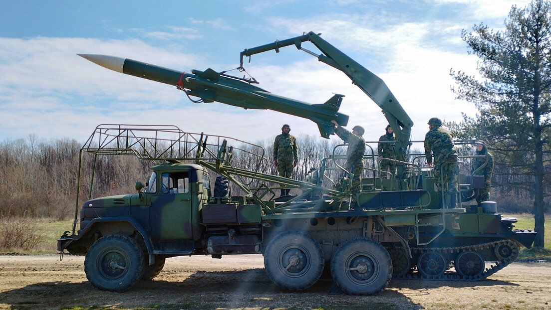 Vojska Srbije vežba uništavanje ciljeva u vazdušnom prostoru (FOTO)