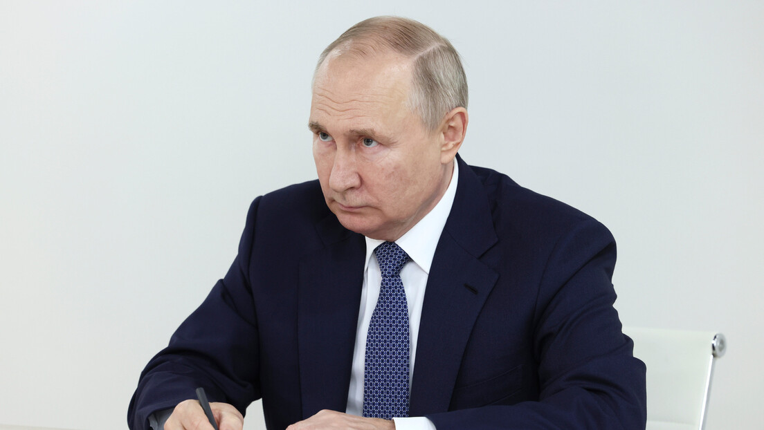 Putin: Rusija zainteresovana za širenje učenja ruskog jezika