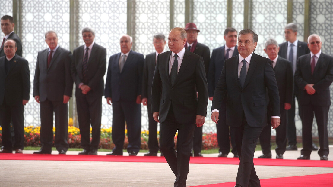 Путин и Мирзијев: Односи Русије и Узбекистана на високом нивоу, све што договоримо то и остваримо