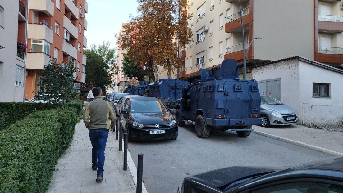Elek: Kosovska policija zaustavila i pretresla sanitet KBC Kosovska Mitrovica