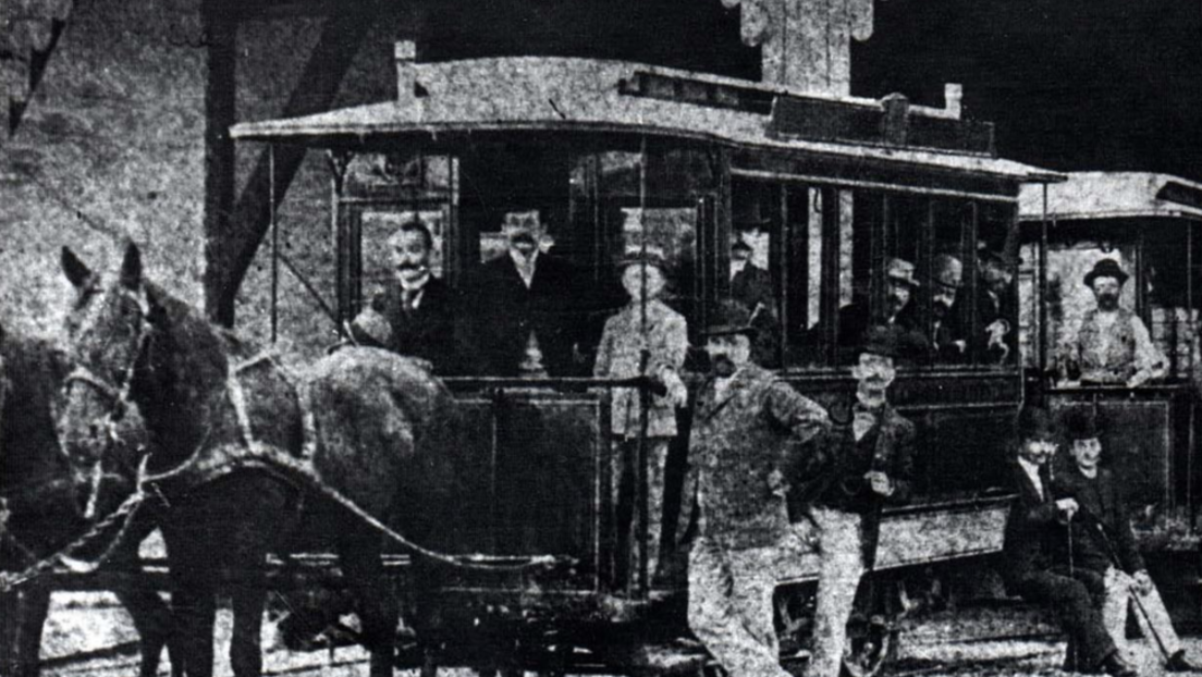 Први трамвај у Београду - путници нижи од једног метра плаћали карту упола цене