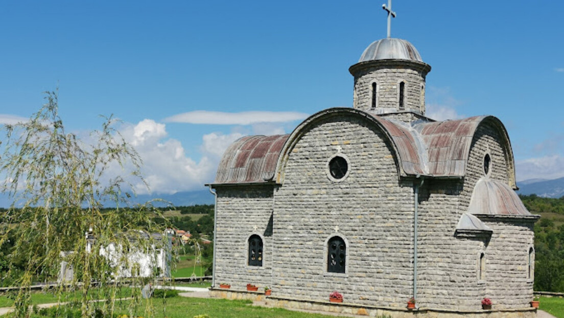 Опљачкана црква у повратничком селу Осојане на КиМ