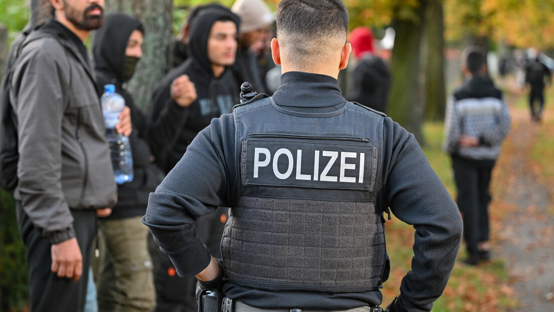 "Наш свет је у нереду": Немачки манифест прописује правила понашања за мигранте