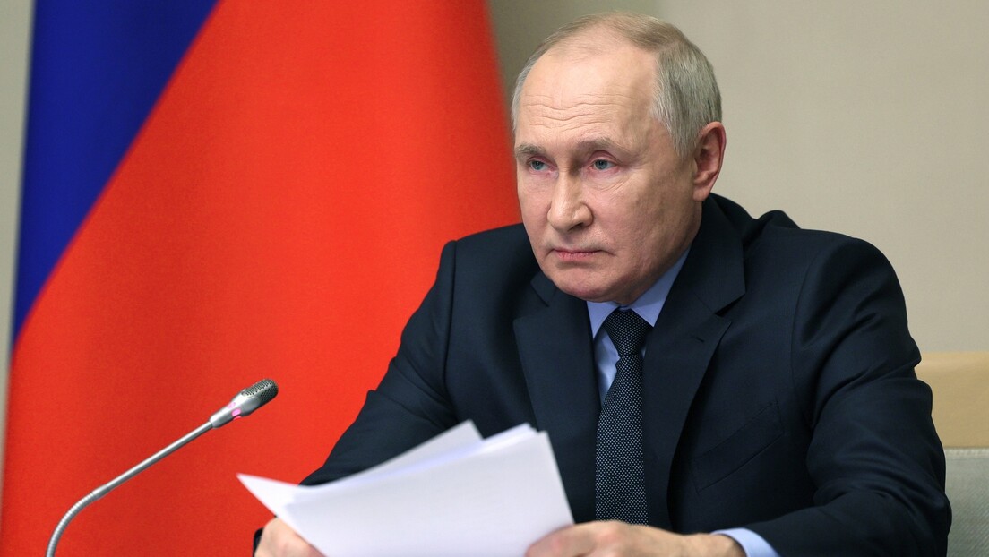 Путин: Запад је санкцијама казнио самог себе