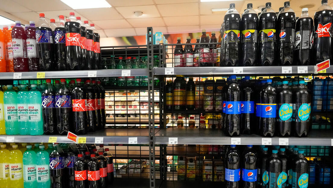 Обрт у случају тровања у Хрватској: Број оболелих расте, за "Кока-колу" пића сигурна