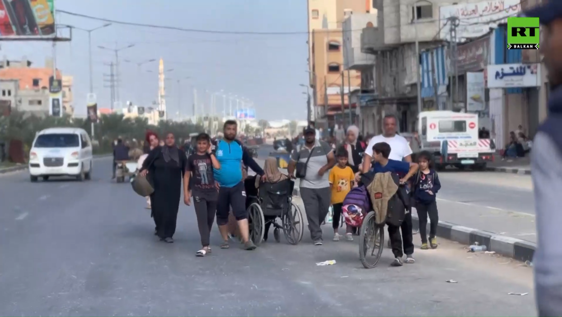 Становници северне Газе евакуишу се на југ дуж отвореног хуманитарног коридора