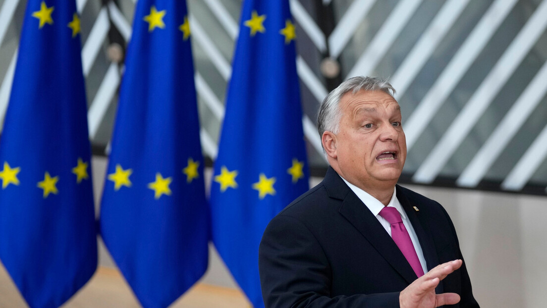 Орбан: Украјина није пристала на мир у марту по наређењу Вашингтона