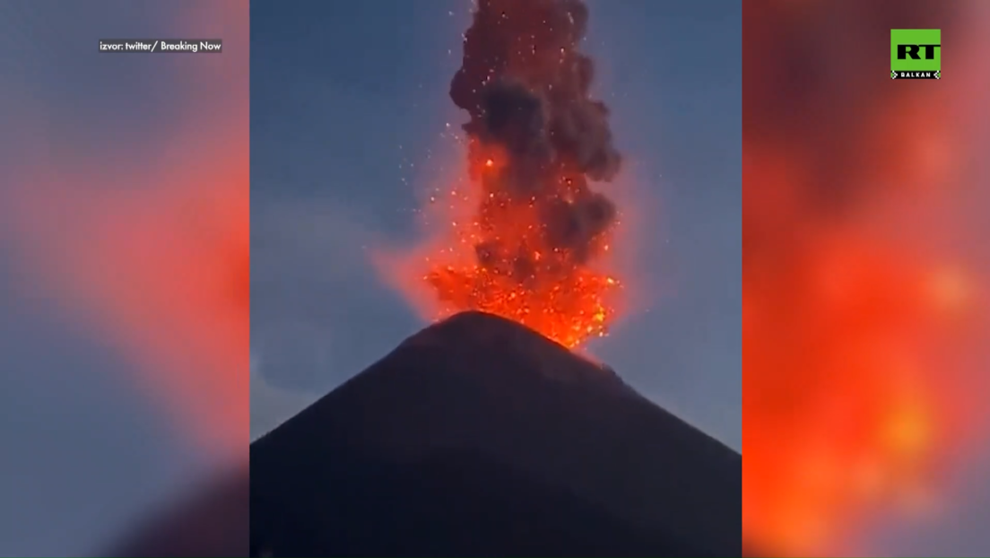 Ужарена звер се пробудила: Eрупцијa вулкана Етна на Сицилији (ВИДЕО)