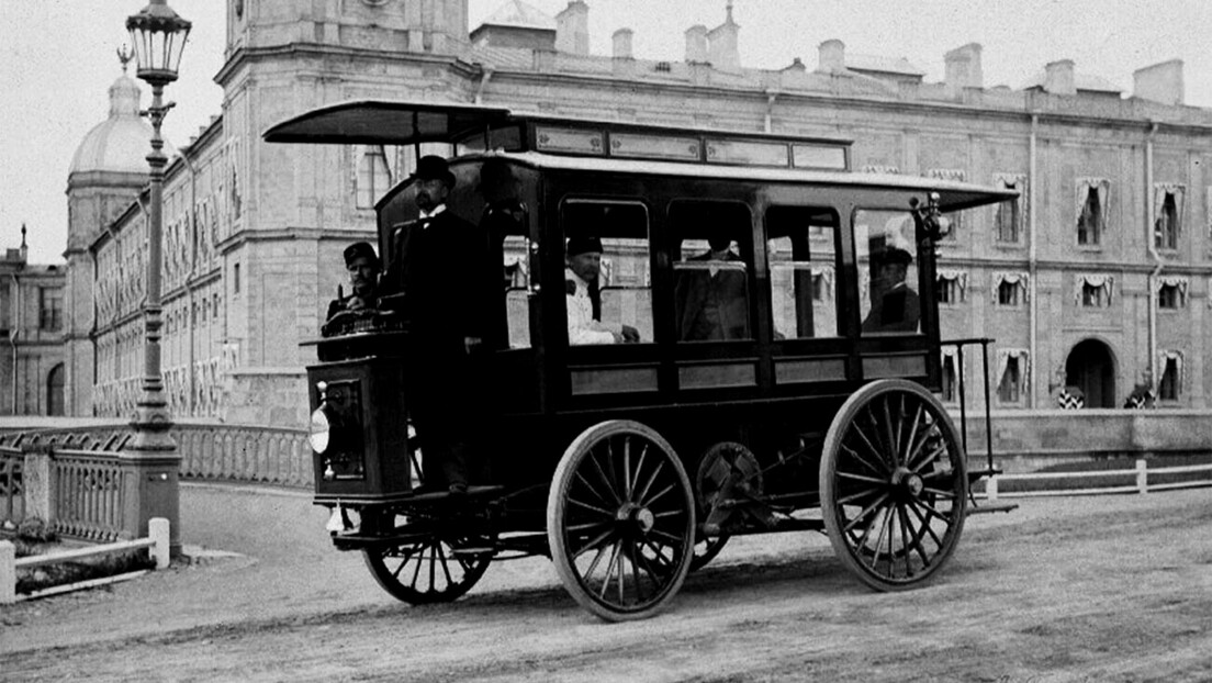 Први аутобус у Русији је био електрични и појавио се пре 125 година