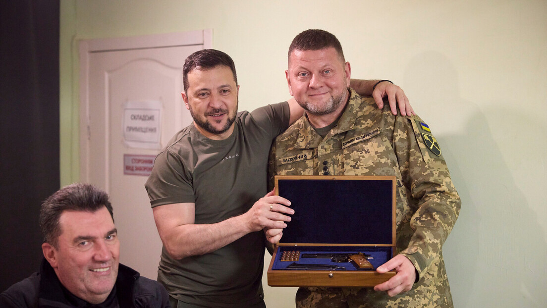 Bivši zvaničnik Pentagona predviđa prevrat u Kijevu: Zelenski se priprema da uhapsi Zalužnog