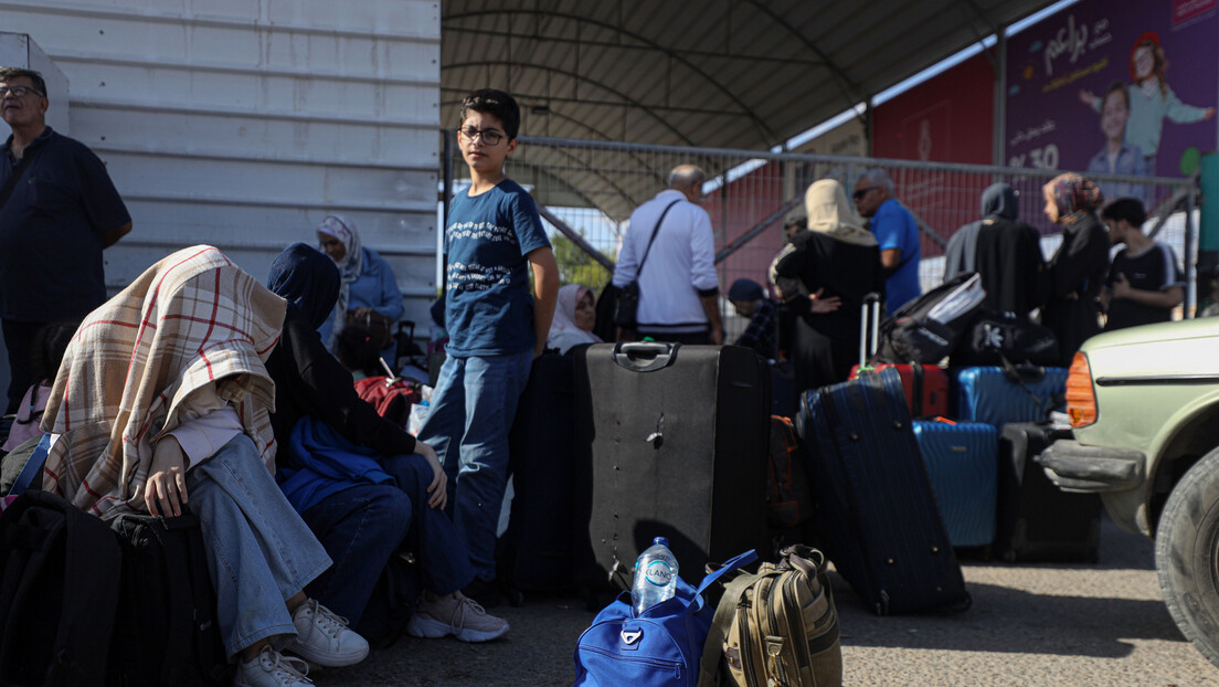 Državljanka Srbije evakuisana iz Gaze sa četvoro dece, mužu nisu dali da pređe granicu