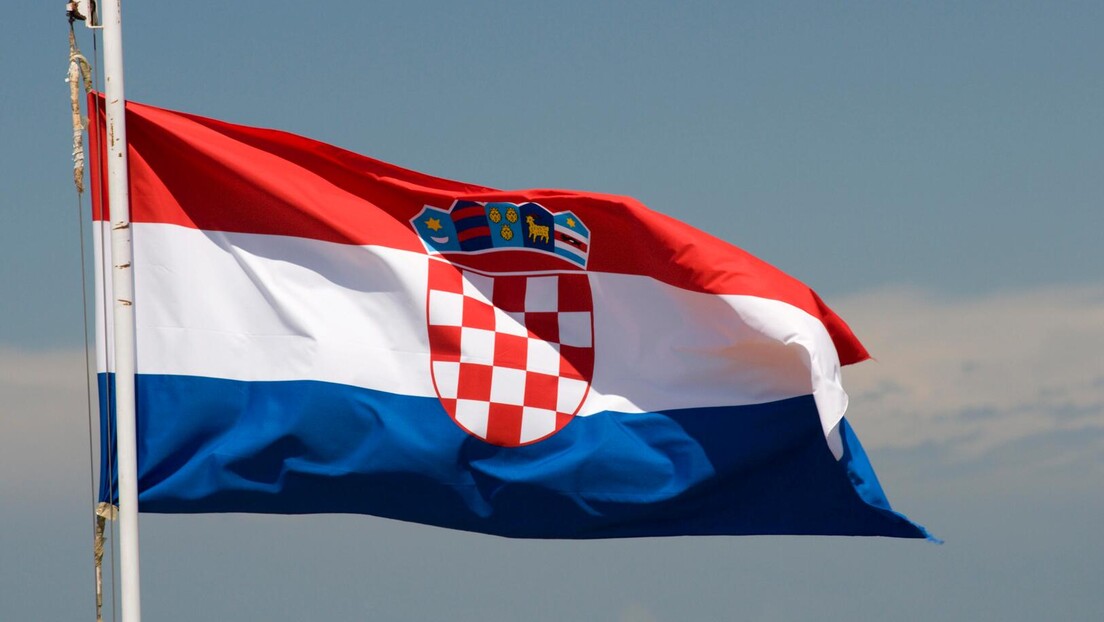 Хрватска ће тражити информацију од БиХ о наводима Хелеза о војним камповима у Српској
