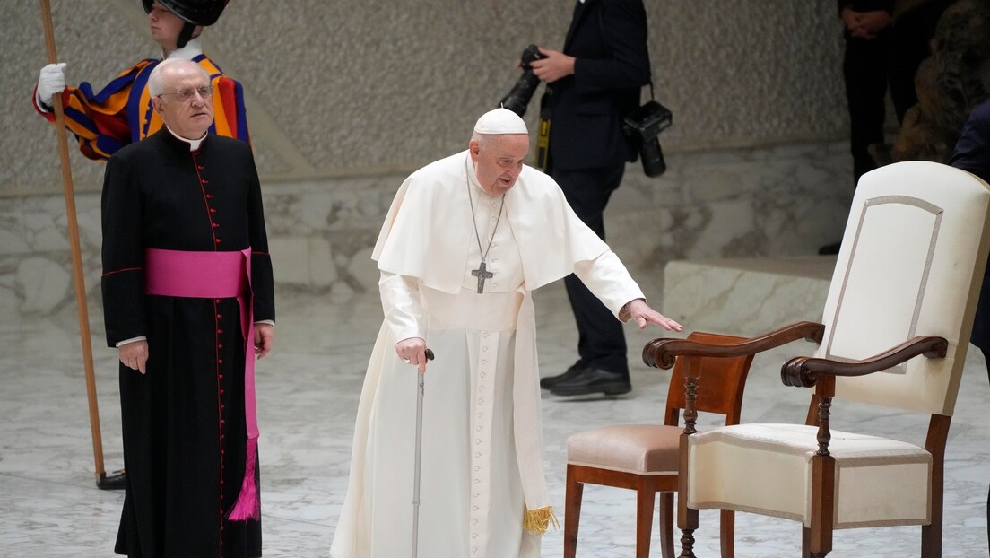 Fudbaleri Seltika posle poraza utehu potražili kod pape Franciska