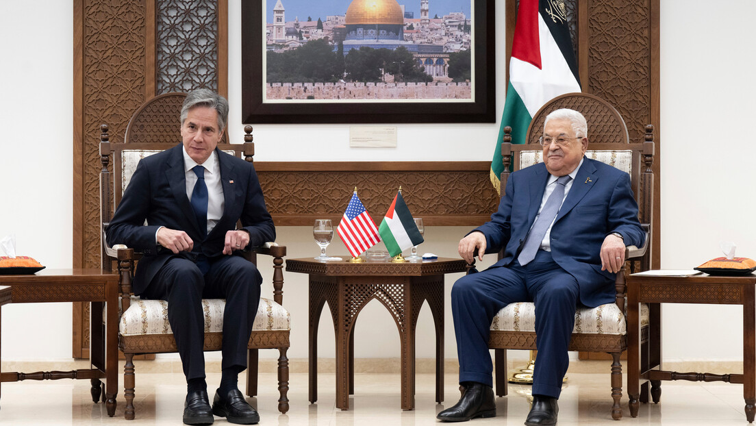 Блинкен са Абасом: САД посвећене успостављању палестинске државе