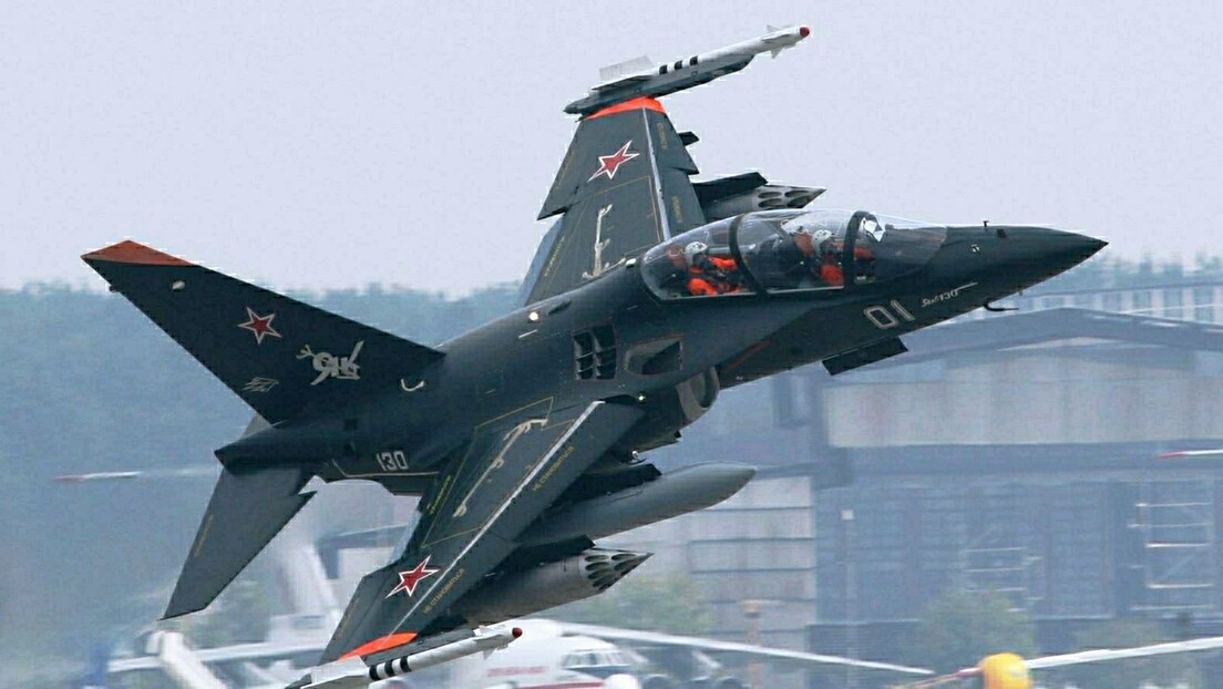 Руска ваздушна одбрана још јача: Стигла нова серија ловаца Су-30СМ2 и авиона за обуку Јак-130