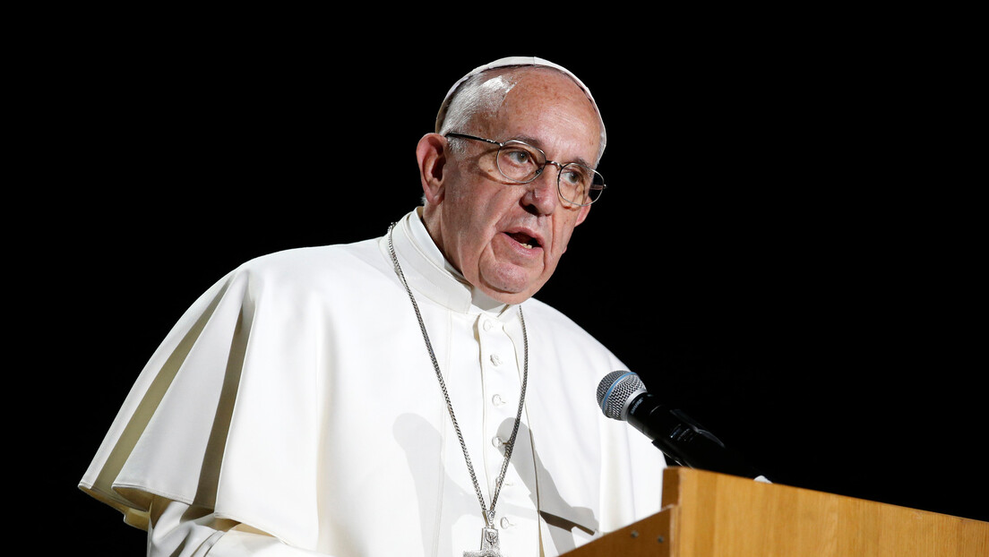 Папа позвао вернике свих религија:  Ујединимо се против уништавања животне средине