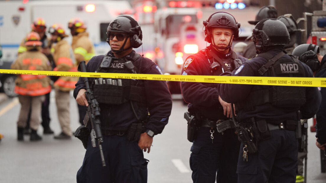 Вишеструко убиство у Њујорку: Ножем убио четворо, међу жртвама и двоје деце