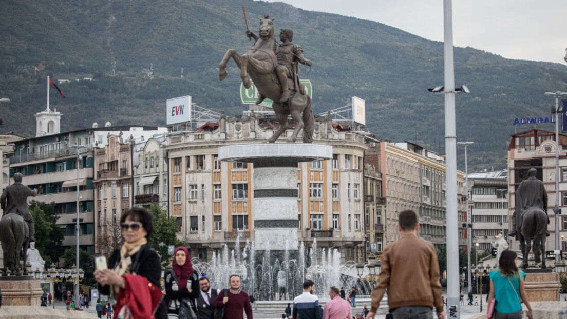 Смртну казну за убице девојчице у Скопљу тражи 15.000 људи