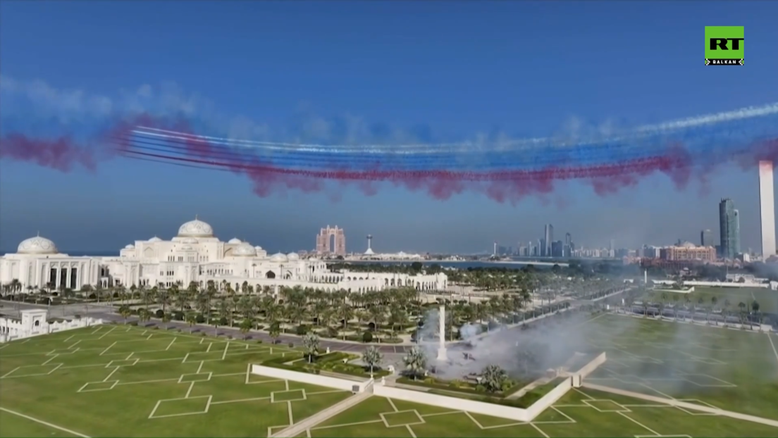 Putin u Emiratima dočekan uz nebo u bojama ruske zastave: Raduje me ulazak UAE u BRIKS (VIDEO)